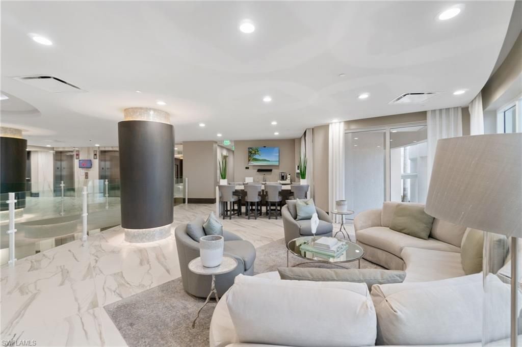 Dining room, Interior, Living room, Marble, Recessed Lighting