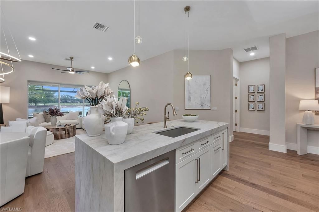 Interior, Kitchen, Living room, Pendant Lights, Recessed Lighting, Stainless Steel Appliances, Wood Texture Flooring