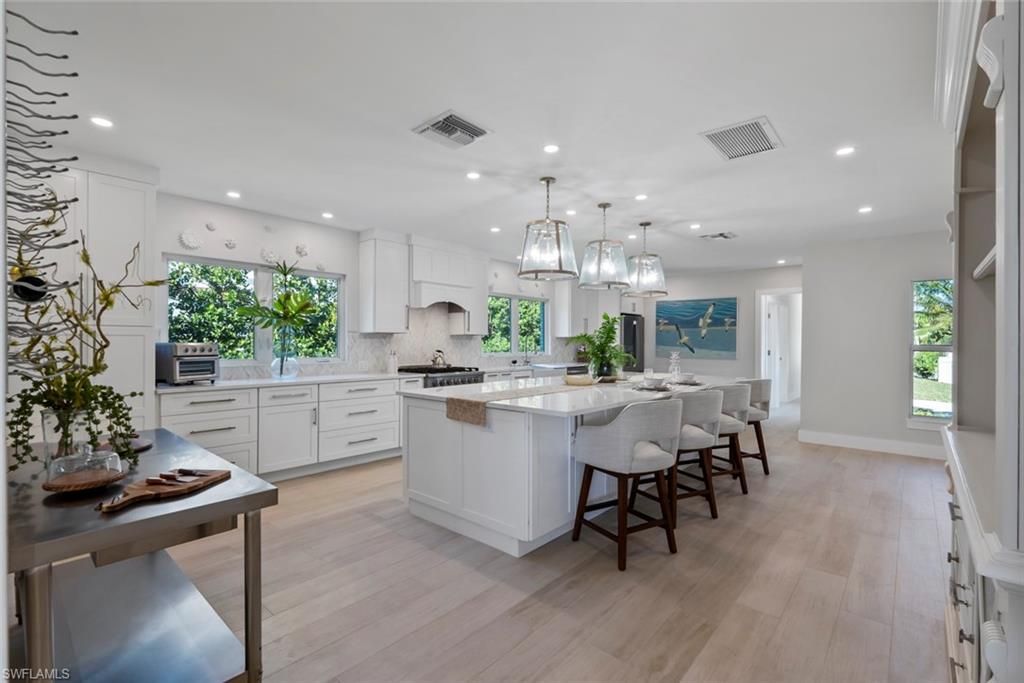 Interior, Kitchen, Pendant Lights, Recessed Lighting, Wood Texture Flooring
