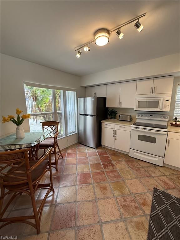 Dining room, Interior, Kitchen