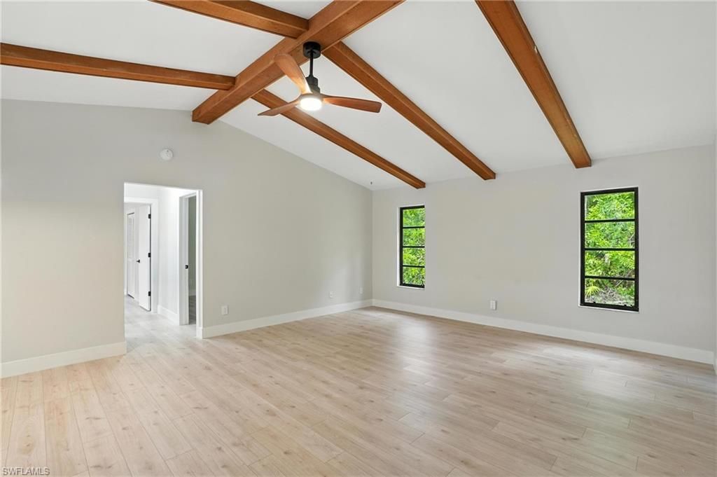 Empty room, Interior, Wooden Beams, Wood Texture Flooring