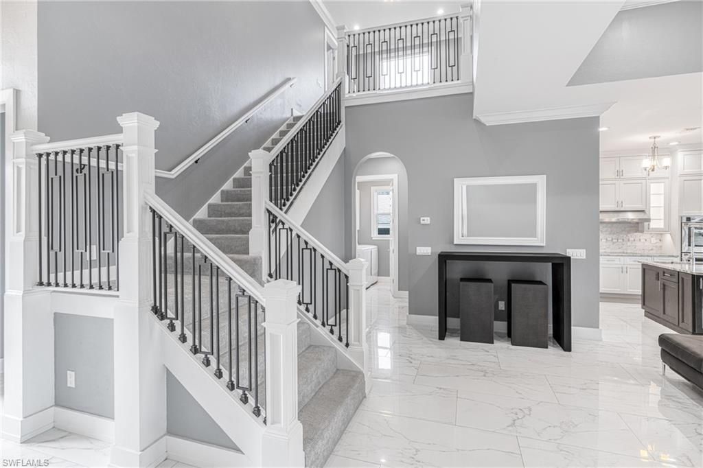 Chandelier, Interior, Kitchen, Marble, Pendant Lights, Recessed Lighting