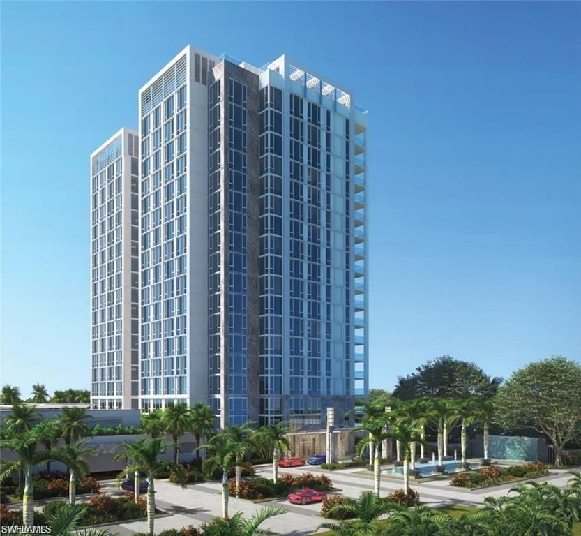 Exterior, Facade, Highrise