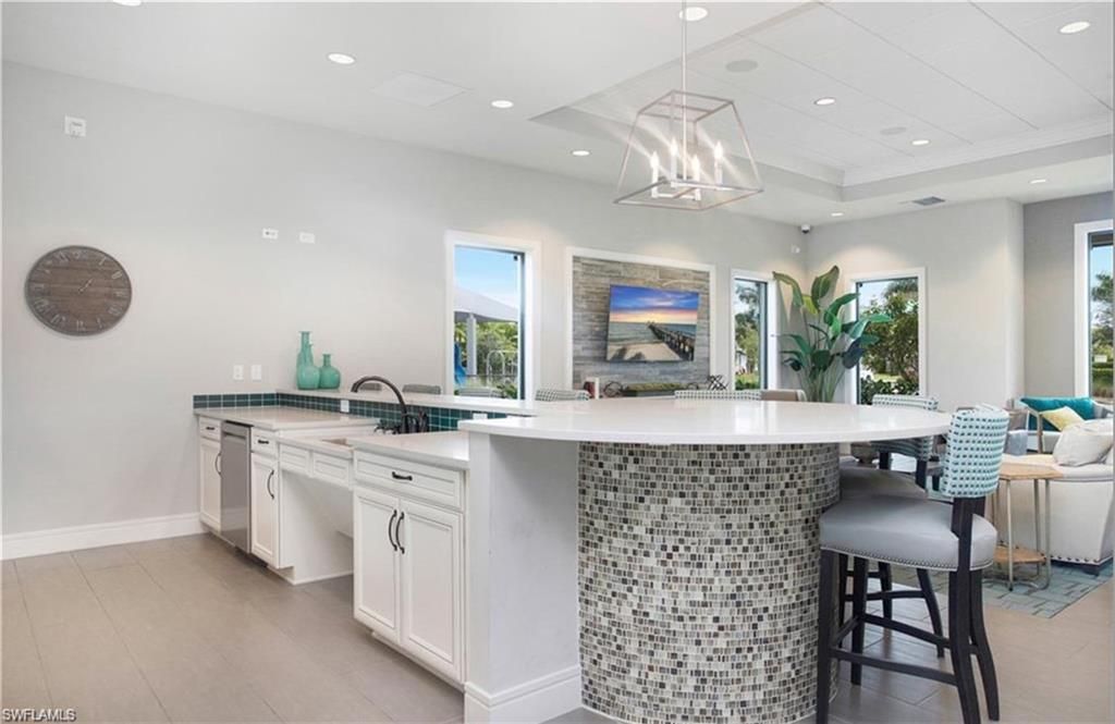 Dining room, Interior, Kitchen, Pendant Lights, Recessed Lighting, Wood Texture Flooring