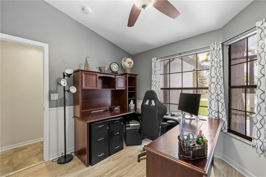 Home Office, Interior, Wood Texture Flooring