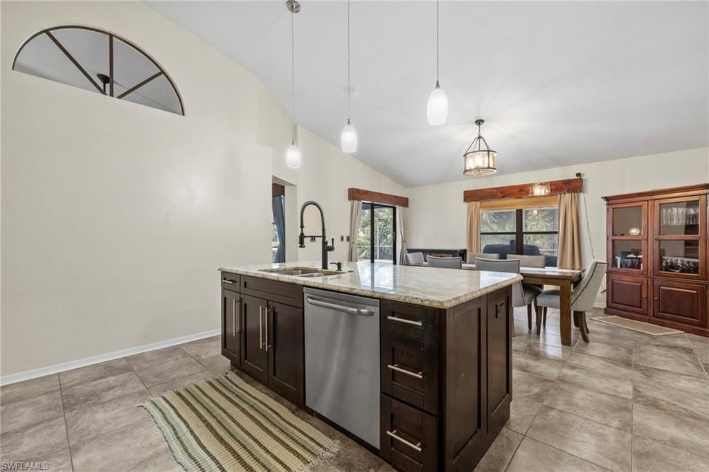Dining room, Interior, Kitchen, Pendant Lights, Stainless Steel Appliances