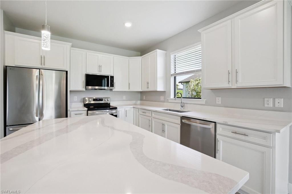 Interior, Kitchen, Pendant Lights, Recessed Lighting, Stainless Steel Appliances