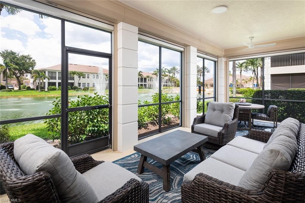 Interior, Living room, Sun Room, Water