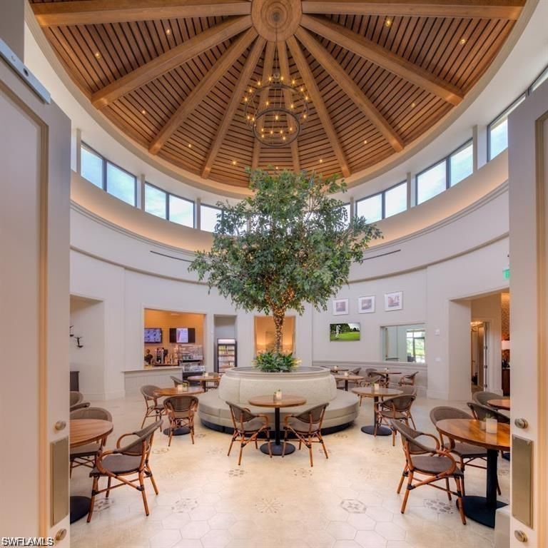 Chandelier, Dining room, Interior, Recessed Lighting, Wooden Beams, Wooden Ceilings