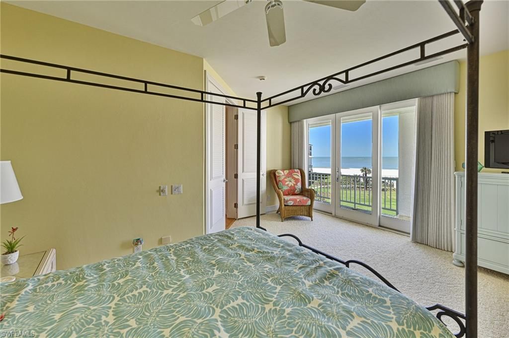 Bedroom, Interior, Water