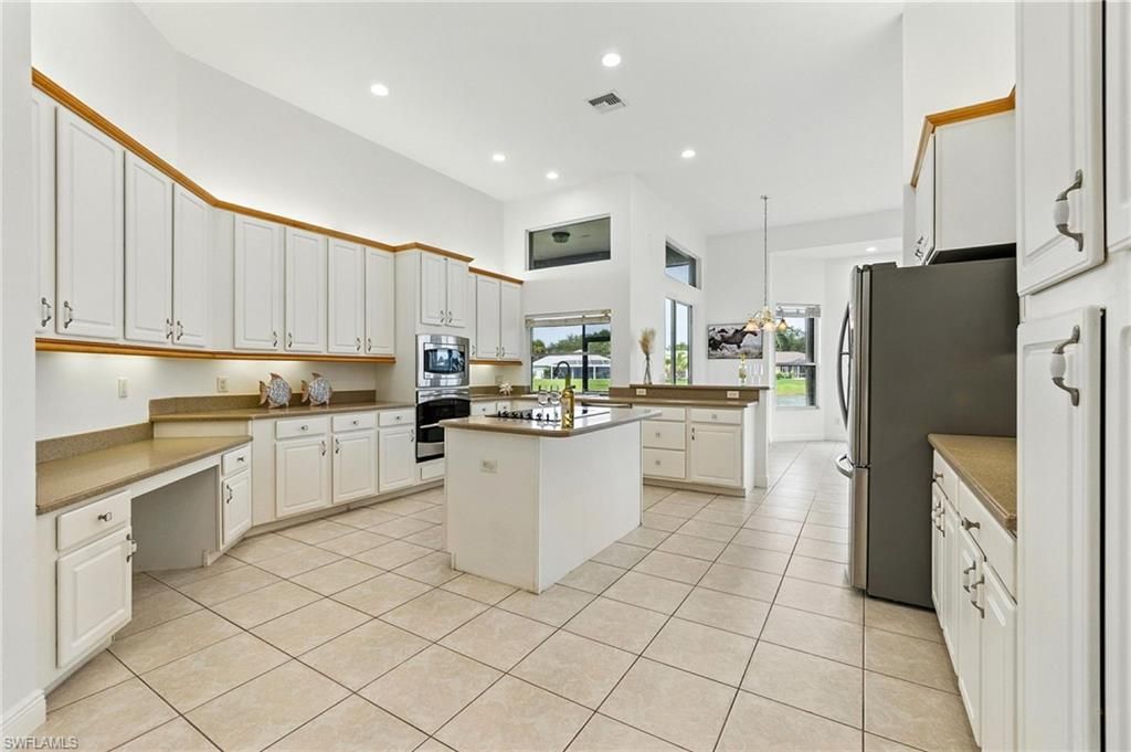 Interior, Kitchen, Pendant Lights, Recessed Lighting