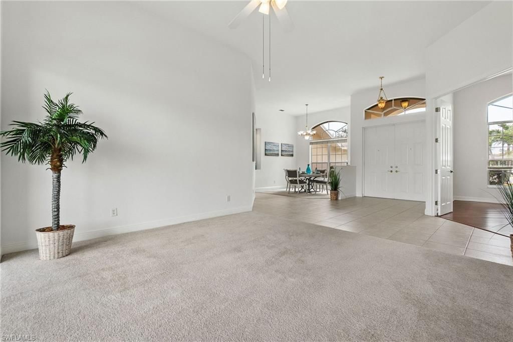 Dining room, Interior, Pendant Lights