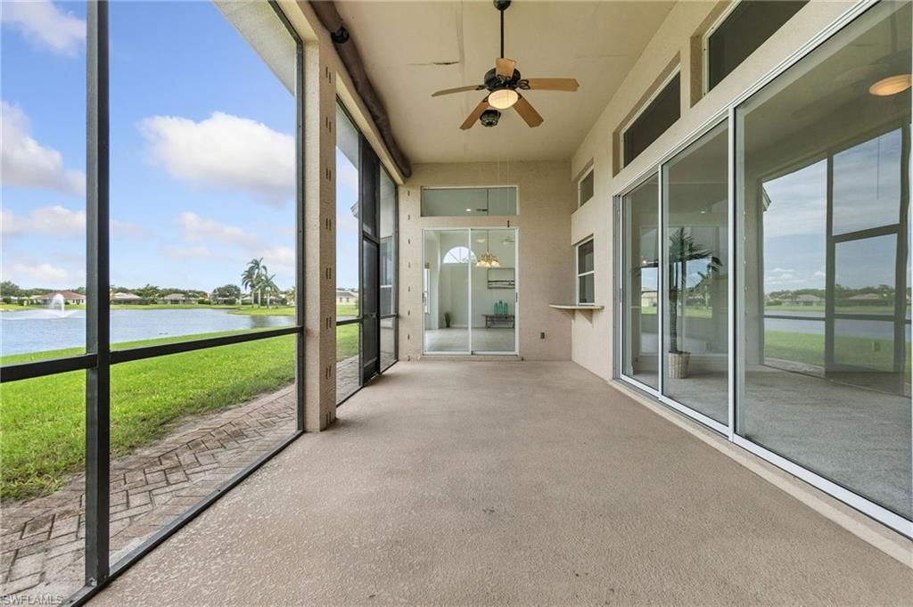 Interior, Sun Room, Water
