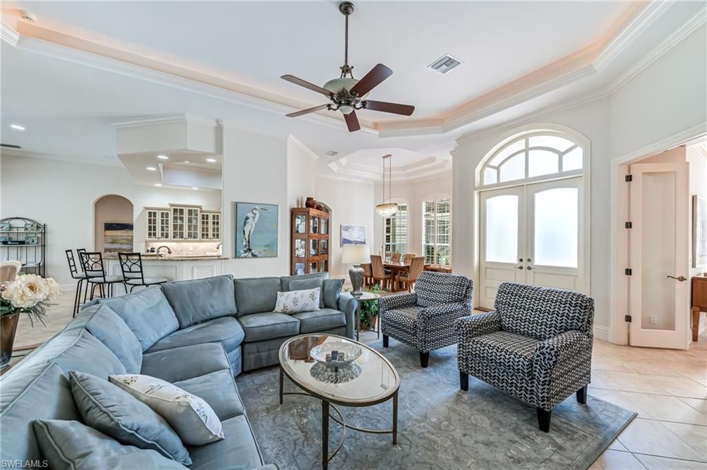 Dining room, Interior, Living room, Pendant Lights, Recessed Lighting