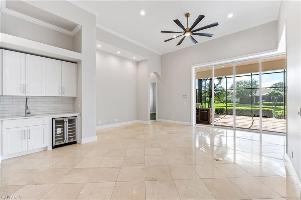 Empty room, Interior, Kitchen, Recessed Lighting