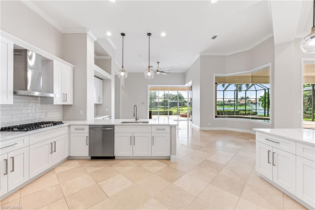 Interior, Kitchen, Pendant Lights, Recessed Lighting, Stainless Steel Appliances