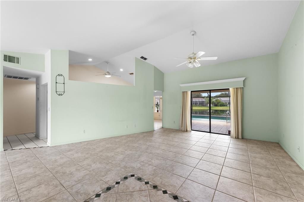 Empty room, Interior, Recessed Lighting
