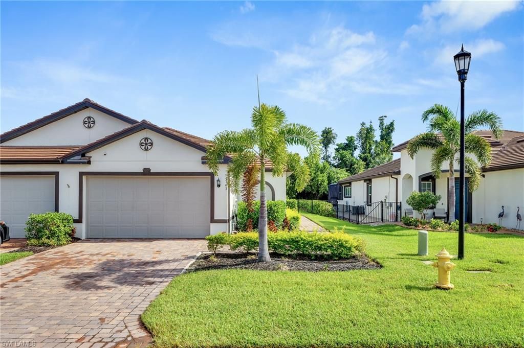 Attached, Backyard, Exterior, Facade, Ranch