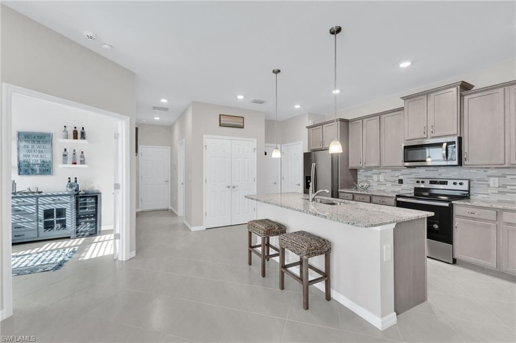 Interior, Kitchen, Pendant Lights, Recessed Lighting, Stainless Steel Appliances