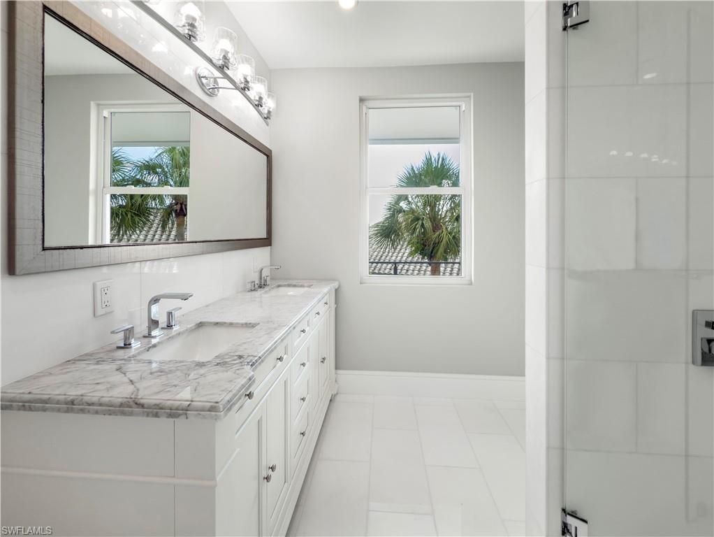 Bathroom, Dual Sink Vanities, Interior, Recessed Lighting