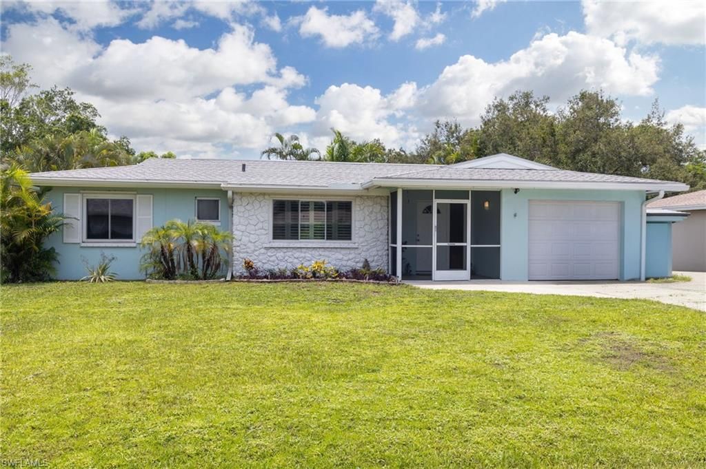 Attached, Backyard, Exterior, Facade, Ranch
