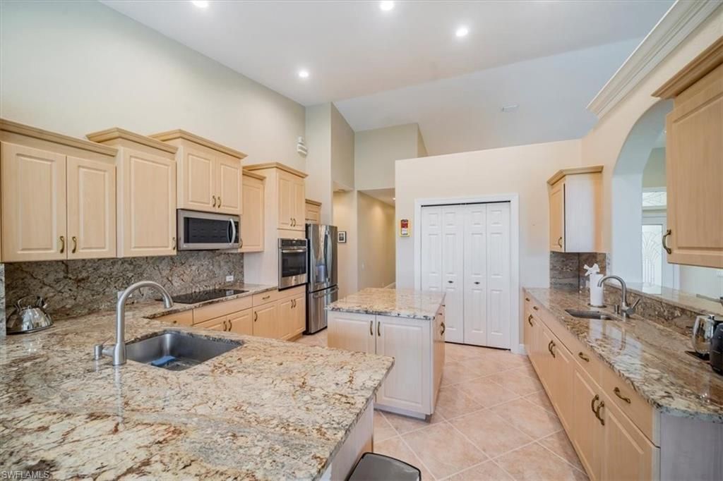 Interior, Kitchen, Recessed Lighting