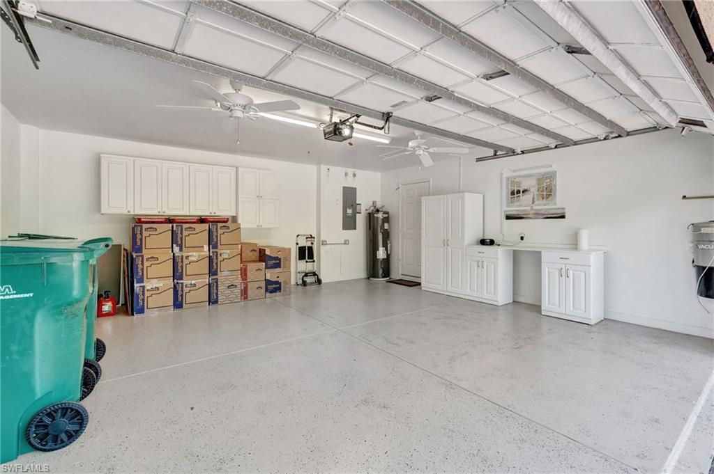 Garage, Interior, Washer