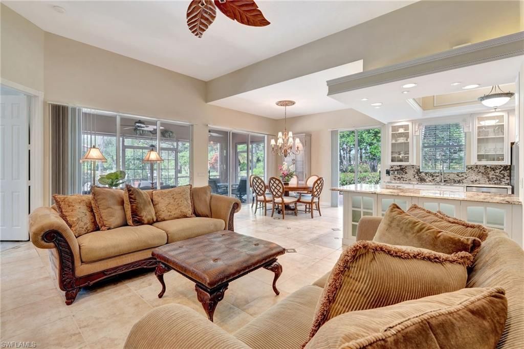 Chandelier, Dining room, Interior, Living room, Recessed Lighting