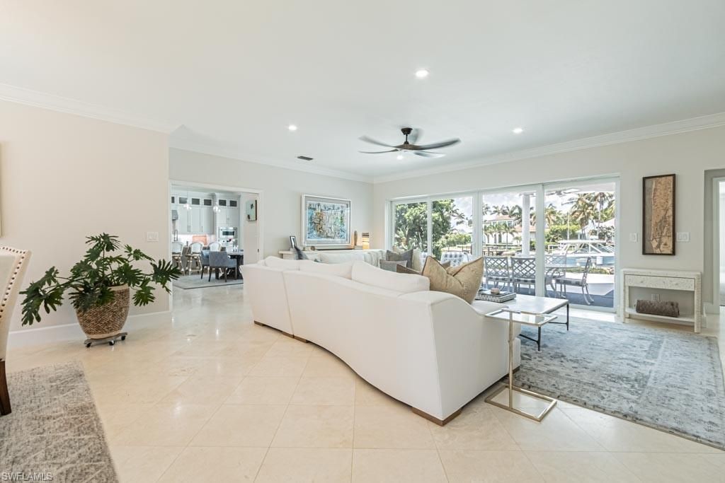 Dining room, Interior, Living room, Recessed Lighting