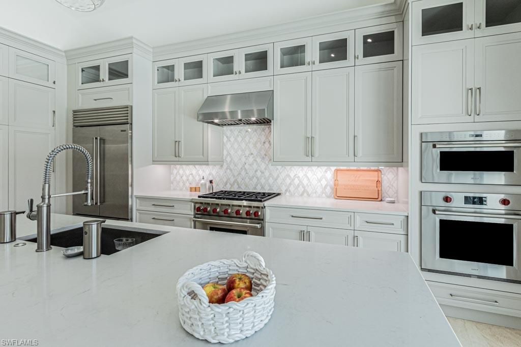 Interior, Kitchen, Stainless Steel Appliances