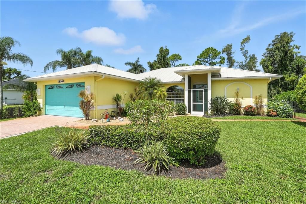 Attached, Backyard, Exterior, Facade, Ranch