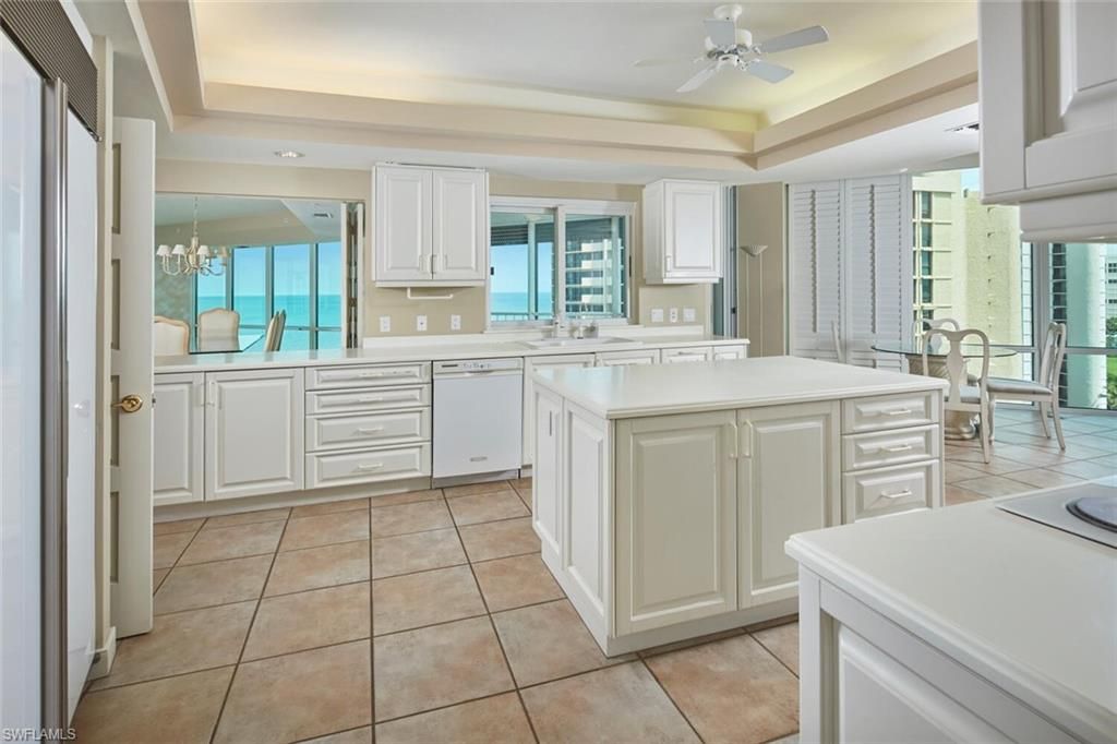 Interior, Kitchen, Recessed Lighting, Water