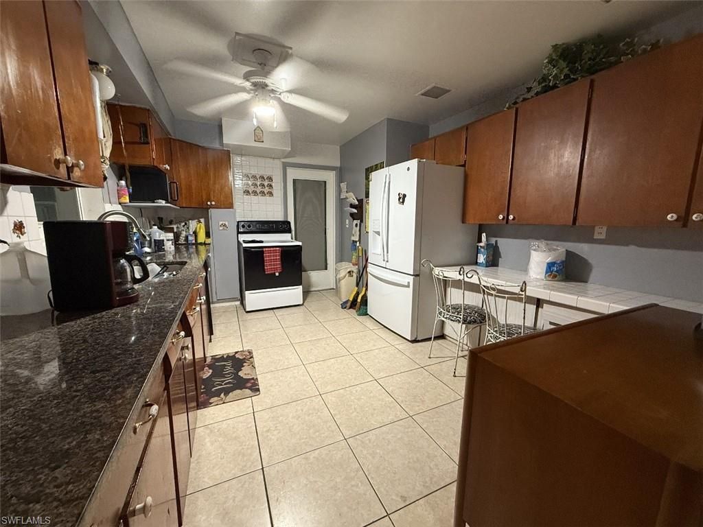Interior, Kitchen, Washer