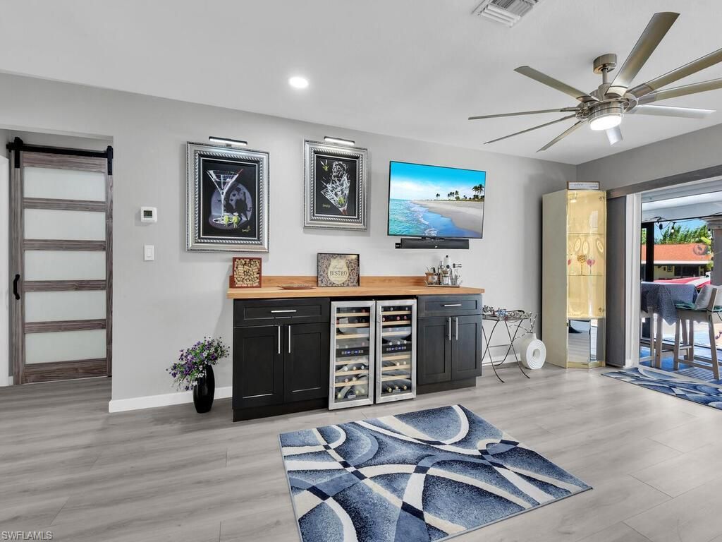 Interior, Recessed Lighting, Wood Texture Flooring