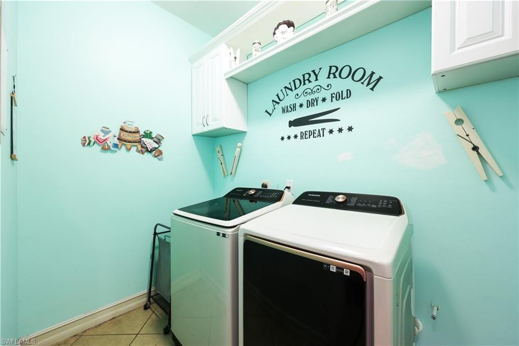 Interior, Washer