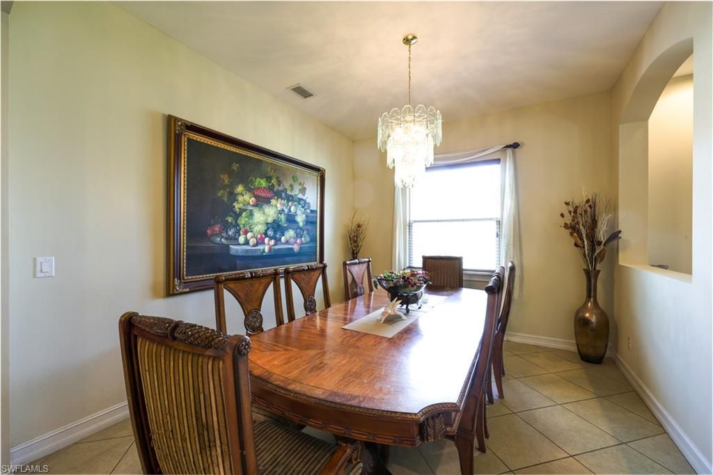 Chandelier, Dining room, Interior