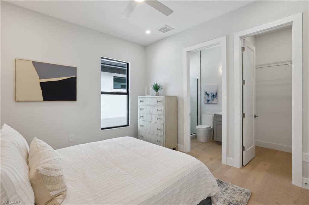 Bathroom, Bedroom, Interior, Recessed Lighting, Wood Texture Flooring