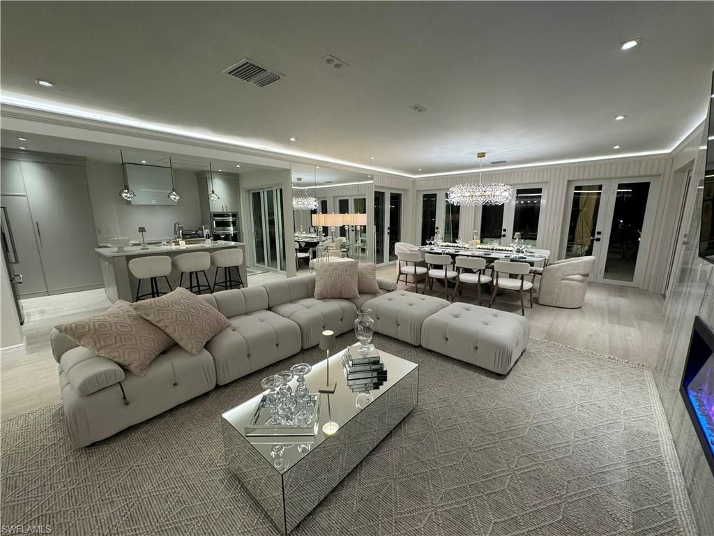 Chandelier, Dining room, Interior, Kitchen, Living room, Pendant Lights, Recessed Lighting, Wood Texture Flooring