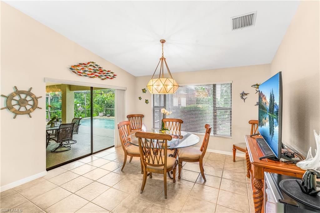 Dining room, Interior, Pendant Lights