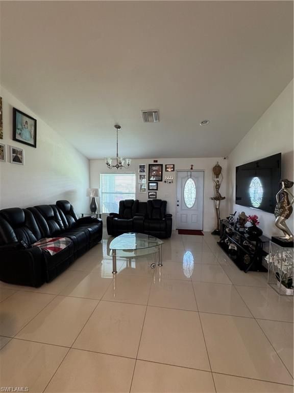 Chandelier, Interior, Living room