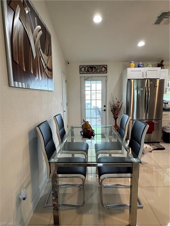 Dining room, Interior, Kitchen, Recessed Lighting