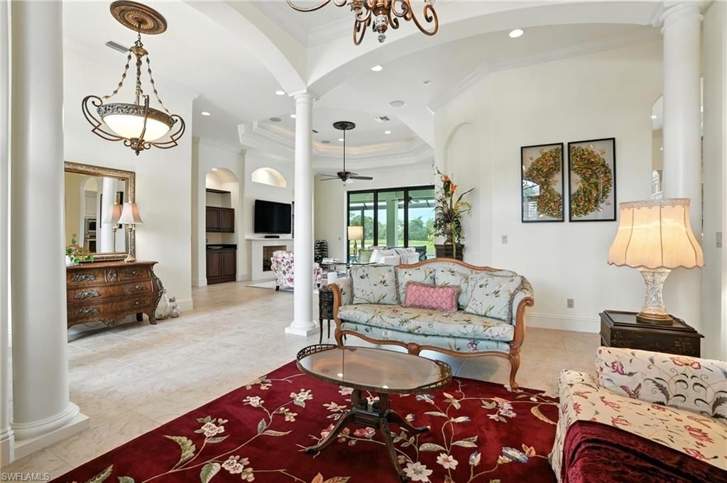 Interior, Living room, Pendant Lights, Recessed Lighting