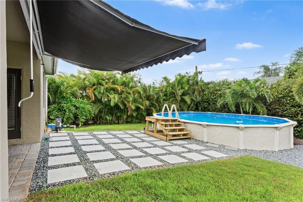 Backyard, Exterior, Pool