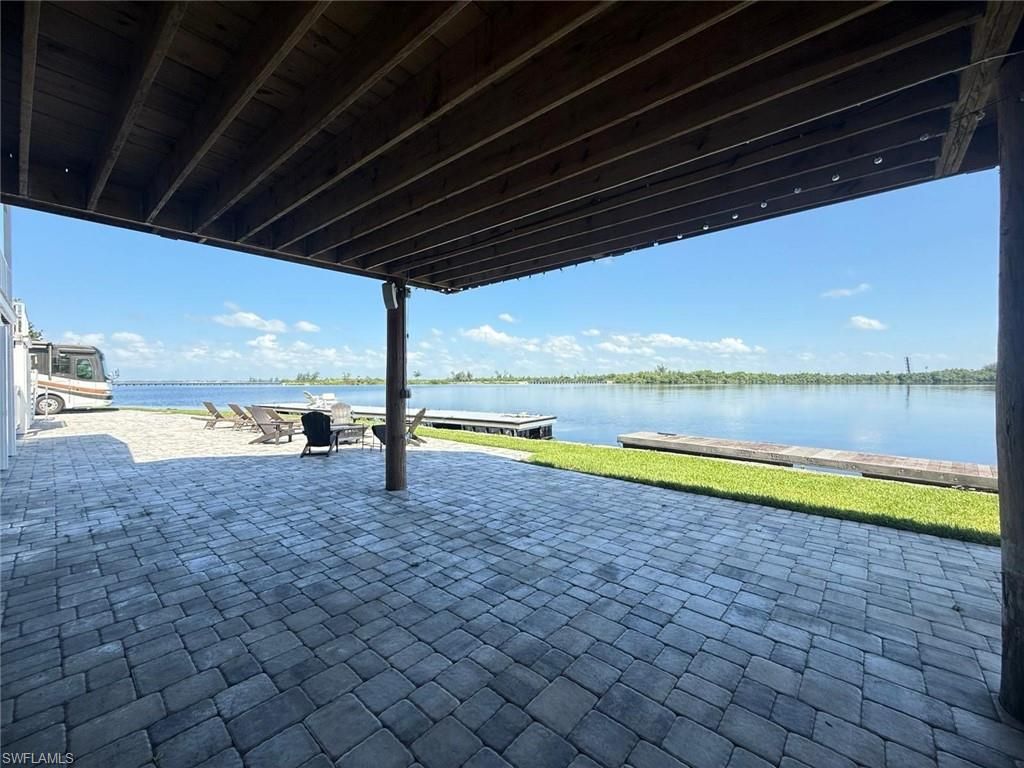 Exterior, Water