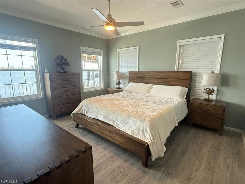 Bedroom, Interior, Water, Wood Texture Flooring