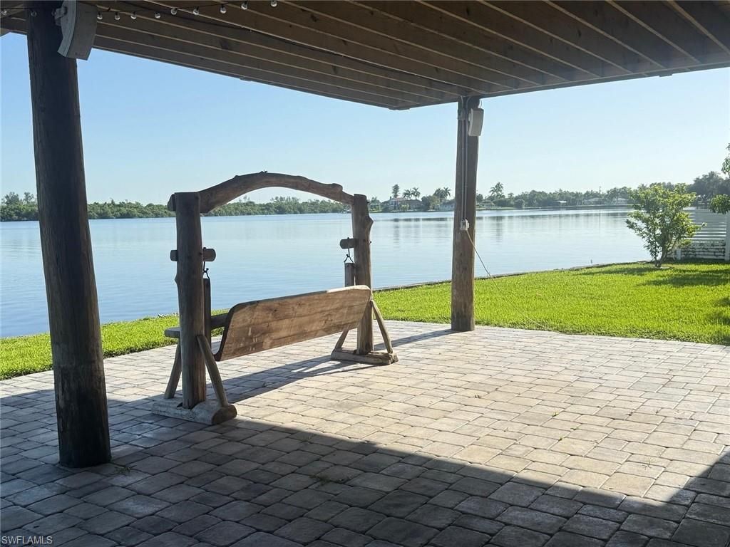 Exterior, Water