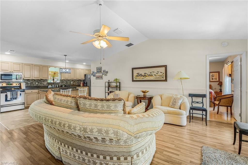 Interior, Kitchen, Living room, Pendant Lights, Wood Texture Flooring