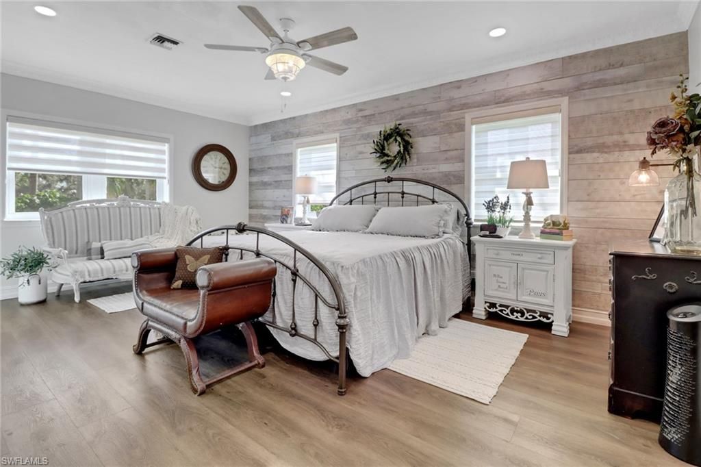 Bedroom, Interior, Recessed Lighting, Wood Texture Flooring, Wooden Walls