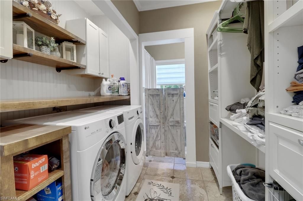 Interior, Washer