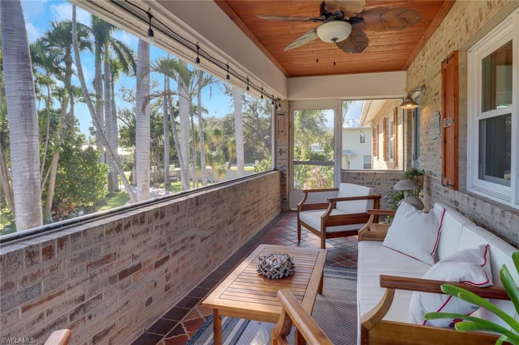 Interior, Stone Walls, Sun Room, Wooden Ceilings